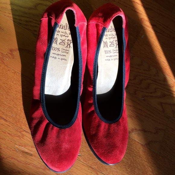 Red Suede Wonders Wedge Heels - Picture 4 of 7